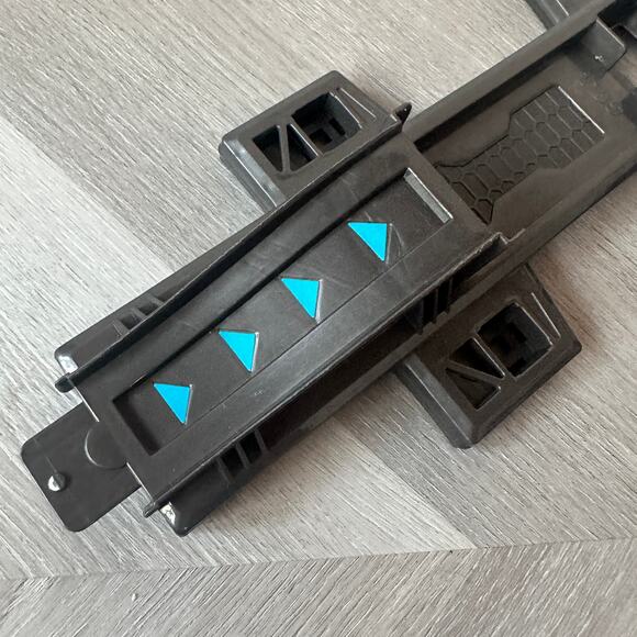 Mattel Other - Hot Wheels DJD66 Track Builder System Lift & Launch Replacement Part Base Piece